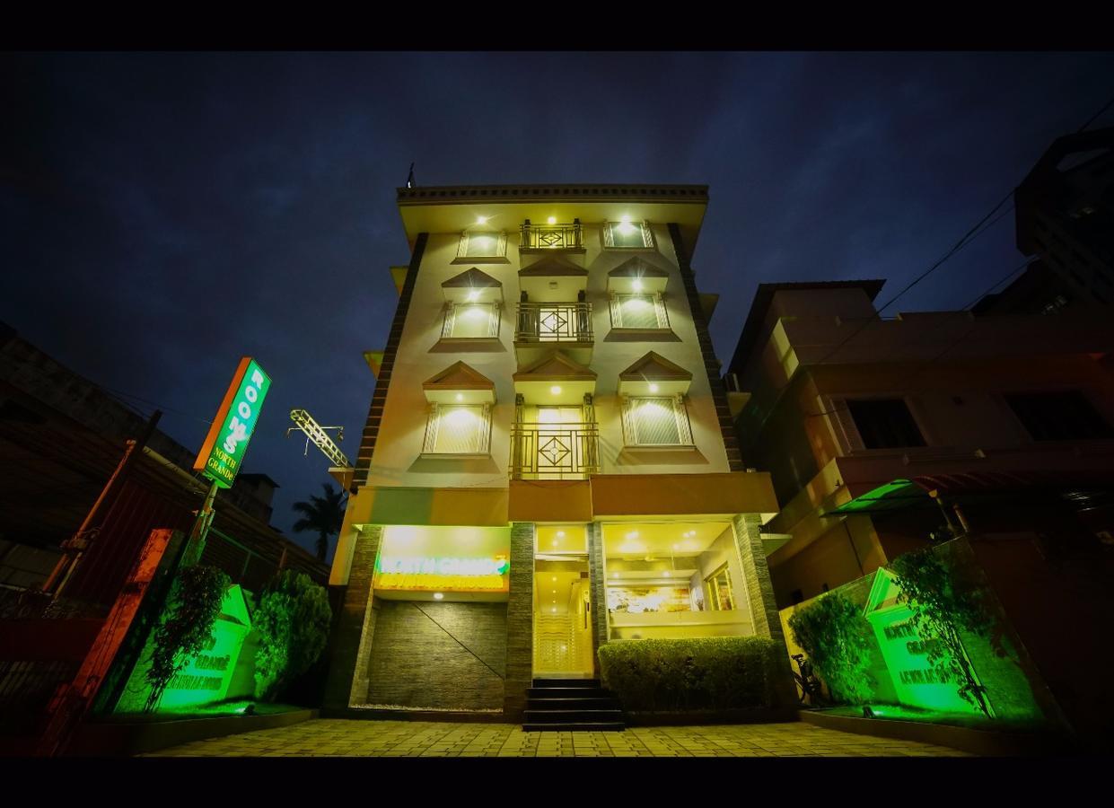 North Grande Hotel Kochi Exterior foto