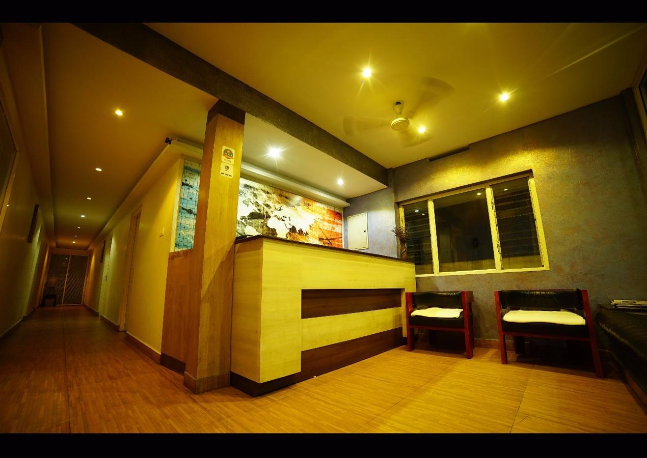 North Grande Hotel Kochi Exterior foto